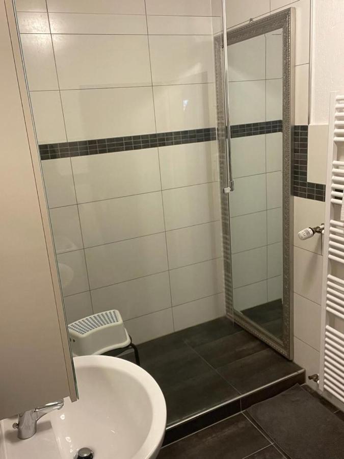 Apartment Dusseldorf-South - Self Check-In Esterno foto