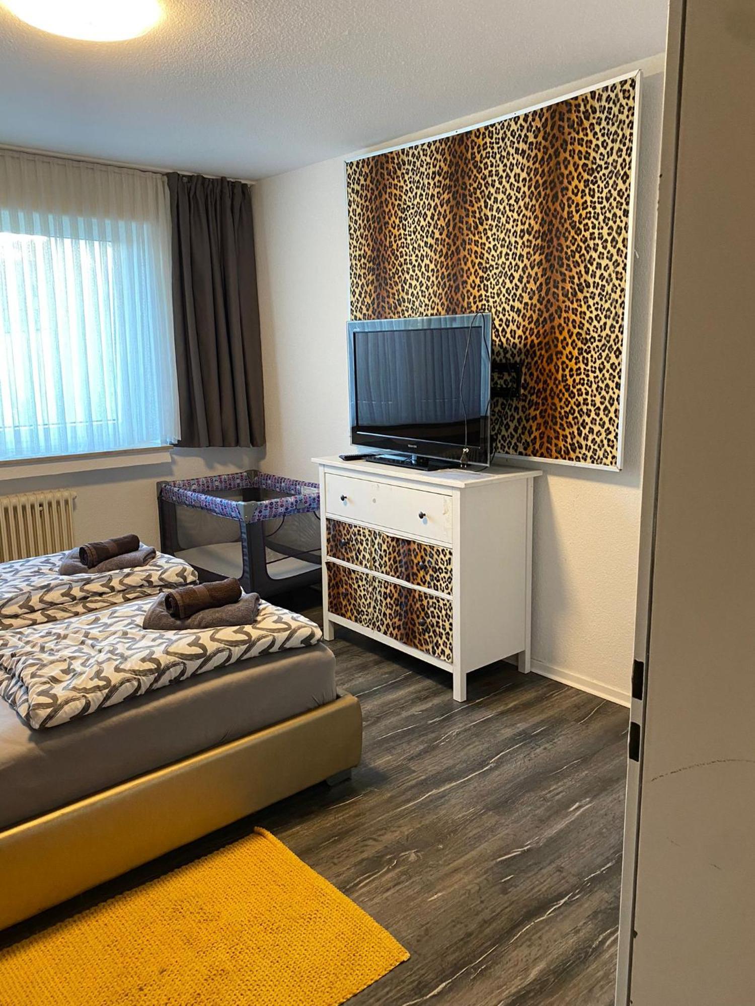 Apartment Dusseldorf-South - Self Check-In Esterno foto